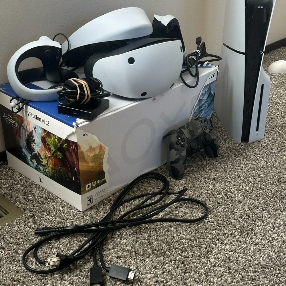 Sony VR Headset with Console - White and Black